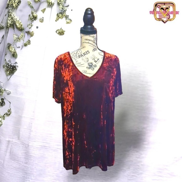 SPRING + Mercer Velvet Legging Tee Crushed Burgundy Red Velvet Blouse, XL - Picture 8 of 11